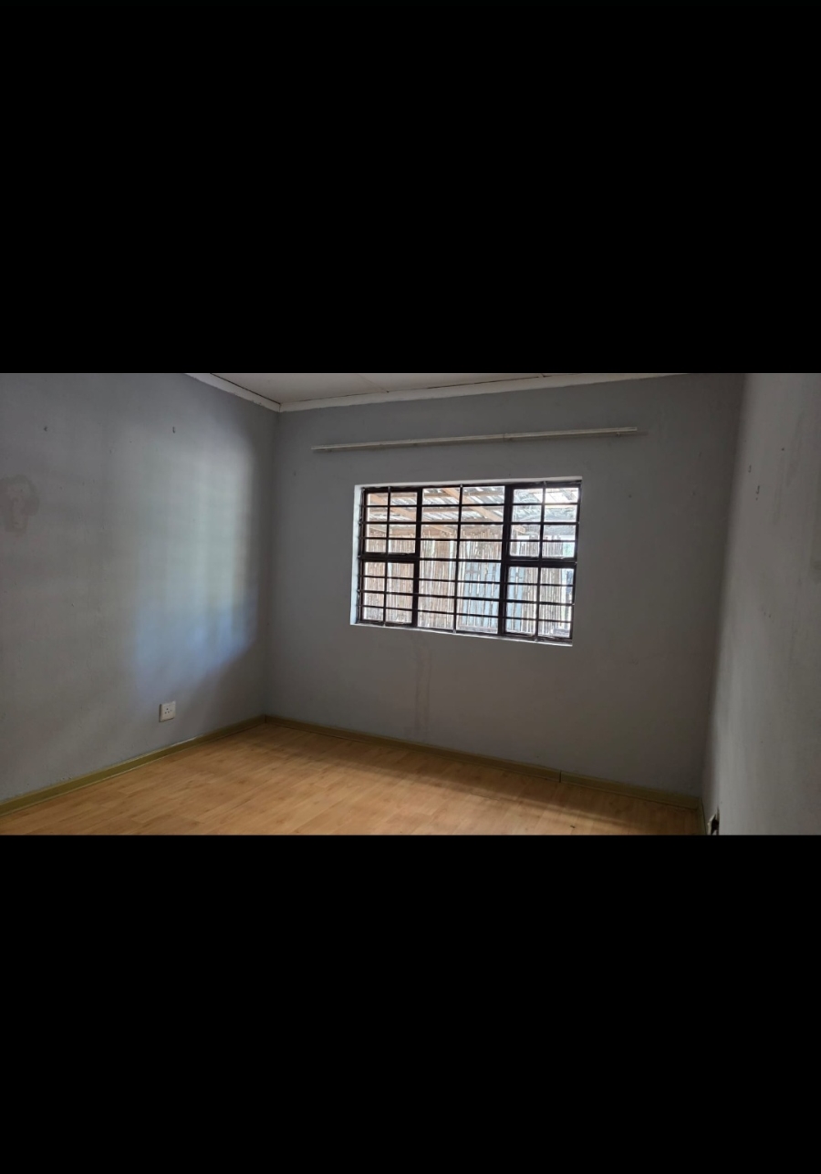 4 Bedroom Property for Sale in Summerpride Eastern Cape